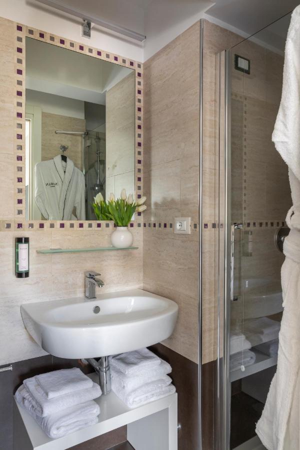 Naman Hotellerie - Spagna Рим Екстериор снимка