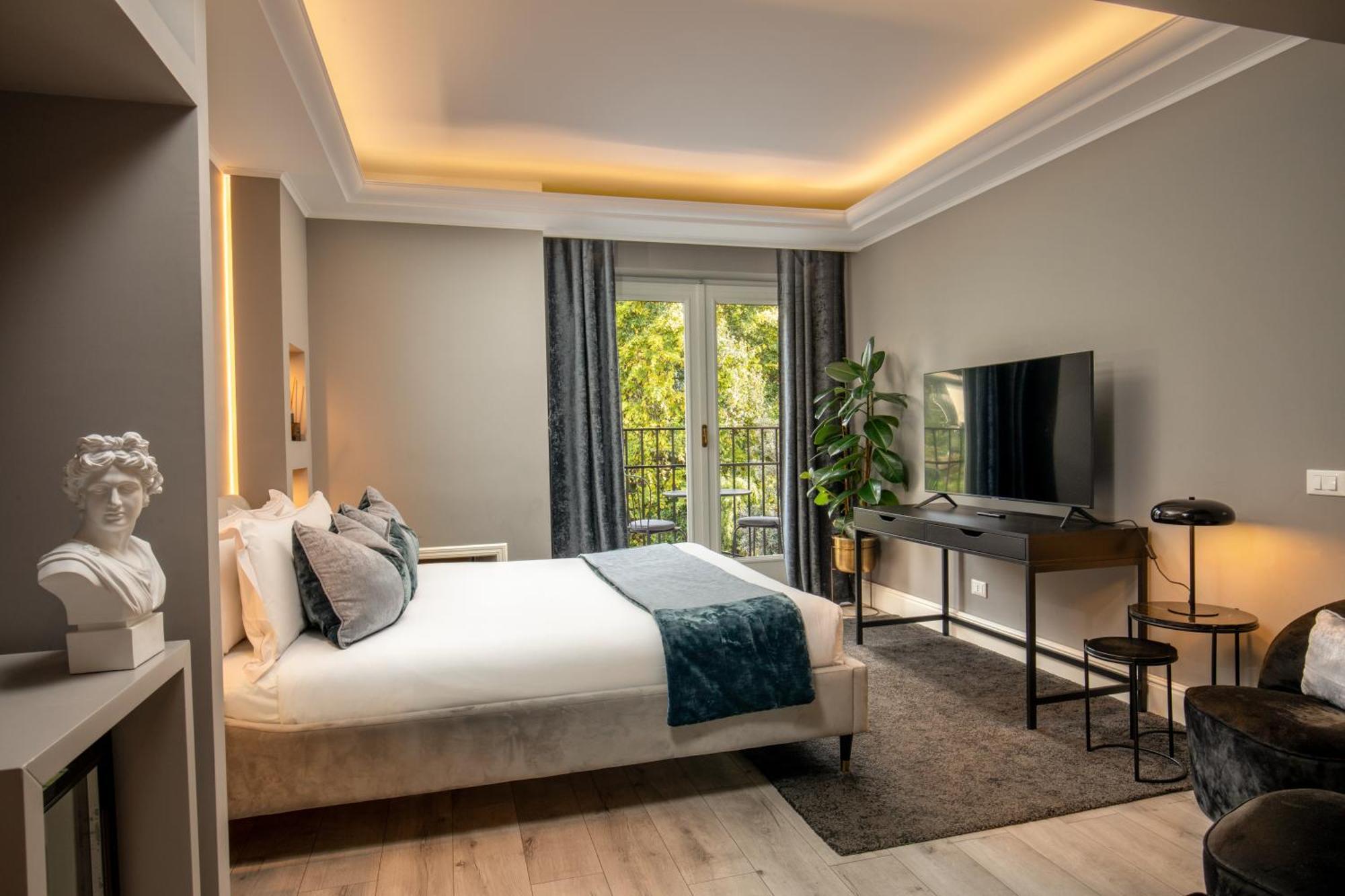 Naman Hotellerie - Spagna Рим Екстериор снимка